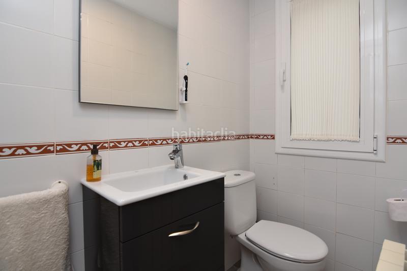 Foto d612bc3c-21ec-47af-aede-e64203a48fe7. Casa pareada descubre esta magnífica casa esquinera , completamente restaurada y lista para convertirse en tu nuevo hogar. en Pineda de Mar