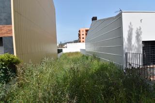 Terrain résidentiel à Carrer girona 61. Parcela para casa unifamiliar a 300 metros del mar