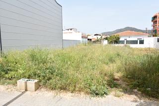 Terrain résidentiel à Carrer girona 61. Parcela para casa unifamiliar a 300 metros del mar