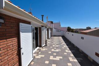 Dúplex  Carrer de moragas. Dúplex esquinero sencillamente espectacular