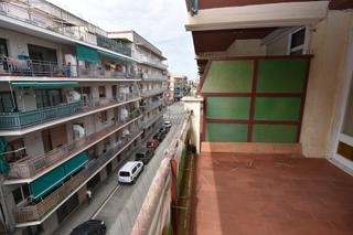 Appartement à Carrer barcelona 35. Exclusiva centro de pineda de mar
