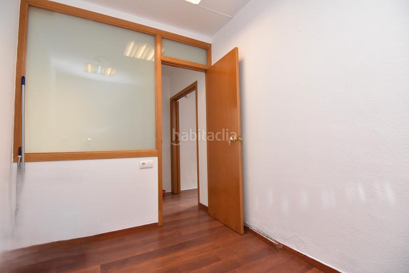 Foto 9f659a16-72dc-4599-a4d4-a71bc8638479. Lloguer local comercial a carrer doctor bertomeu 24 a Pineda de Mar