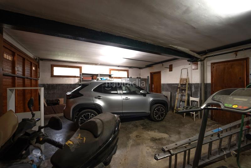 Foto 15681e4a-372b-42bf-a66e-fa89ff3e3040. Chalet ubicada en una zona tranquila junto al pueblo , esta impresionante propiedad ofrece la combinación perfecta en Pineda de Mar