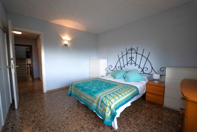 Foto 2a3c9605-eba6-4d3d-89a4-cfb74f1444c9. Chalet ubicada en una zona tranquila junto al pueblo , esta impresionante propiedad ofrece la combinación perfecta en Pineda de Mar