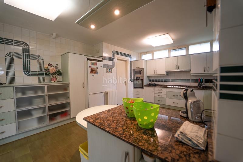 Foto 8ea2000b-5ffc-4cfe-9687-fd323a61b0eb. Chalet ubicada en una zona tranquila junto al pueblo , esta impresionante propiedad ofrece la combinación perfecta en Pineda de Mar