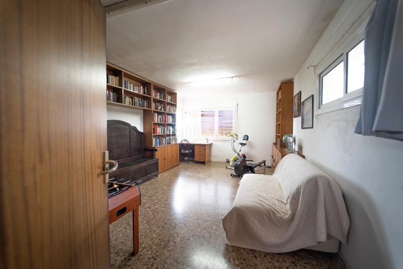 Foto 95dfc9f1-ba5e-4333-8211-7a6570f1c2dc. Chalet ubicada en una zona tranquila junto al pueblo , esta impresionante propiedad ofrece la combinación perfecta en Pineda de Mar