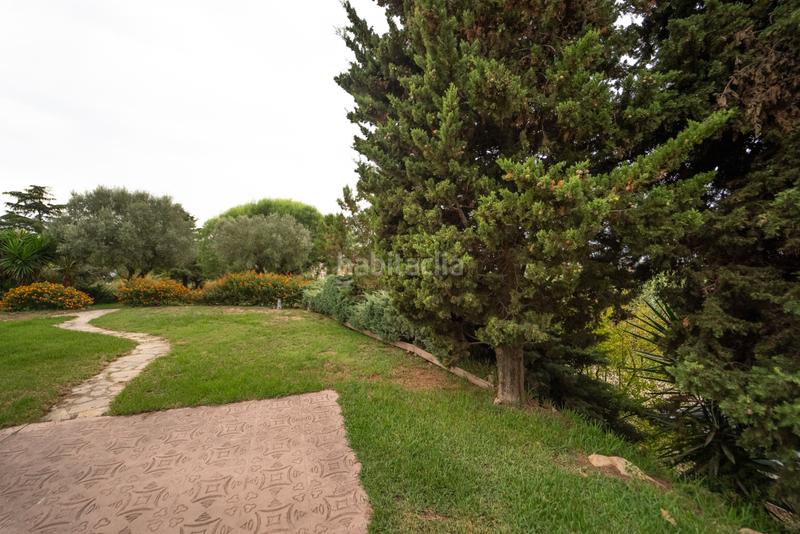 Foto cc0bb4cc-8014-4ac4-a0ce-2b68db4bf912. Chalet ubicada en una zona tranquila junto al pueblo , esta impresionante propiedad ofrece la combinación perfecta en Pineda de Mar