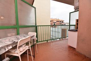 Appartement  Carrer angel guimerà. Pon atención a este piso en el centro 2 hab