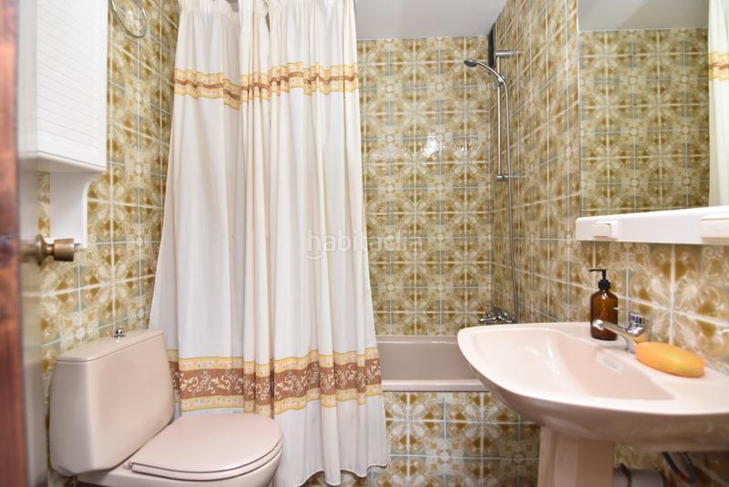 Foto 18050fda-caef-4eee-8d37-a4572e32d024. Duplex avec cheminée piscine dans Centre Pineda de Mar