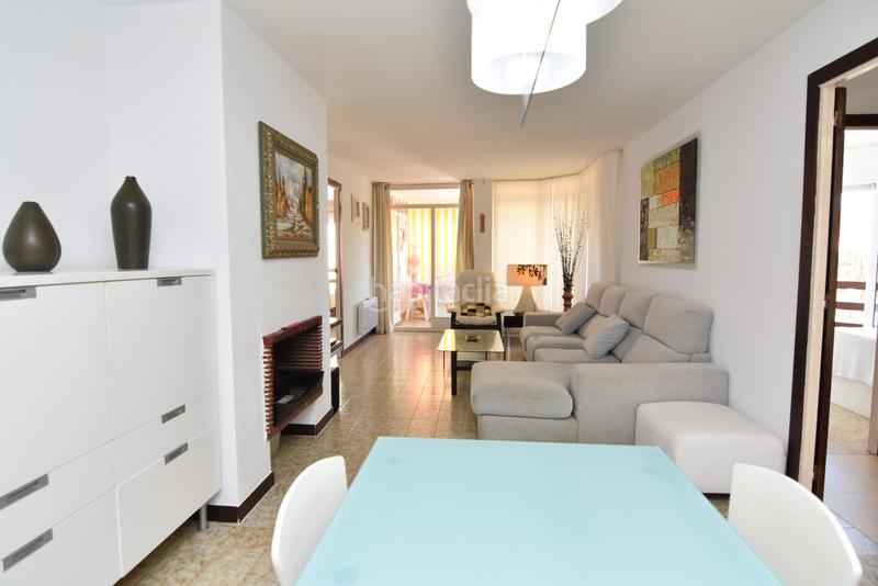 Foto ad78c057-3f18-442c-9048-8481c169d377. Duplex avec cheminée piscine dans Centre Pineda de Mar