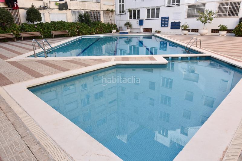 Foto bf3ed375-8d62-4211-a0fe-a04bbd37d3c8. Duplex avec cheminée piscine dans Centre Pineda de Mar