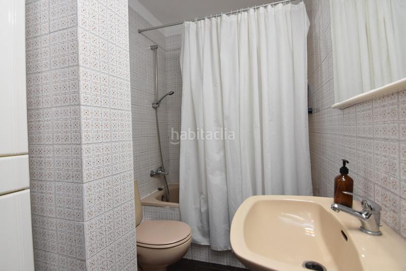 Foto d79cc4ec-fc8c-4530-b8e3-dccc9f8b7c46. Duplex avec cheminée piscine dans Centre Pineda de Mar