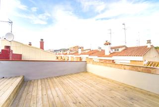 Ático  Carrer de la biblioteca 3. Si estás buscando una vivienda realmente única, no busques más.