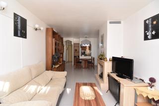 Piso  Carrer tarragona 54. Os presentamos en exclusiva este encantador piso, ubicado a tan