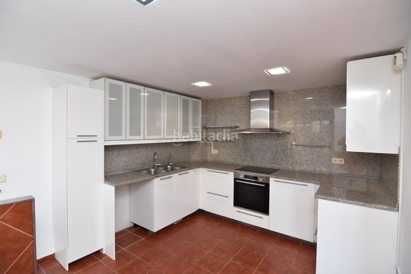 Foto 50ff173e-e3df-481b-8d11-b75da02bd475. Reihenhaus mit heizung parking pool in Santa Susanna