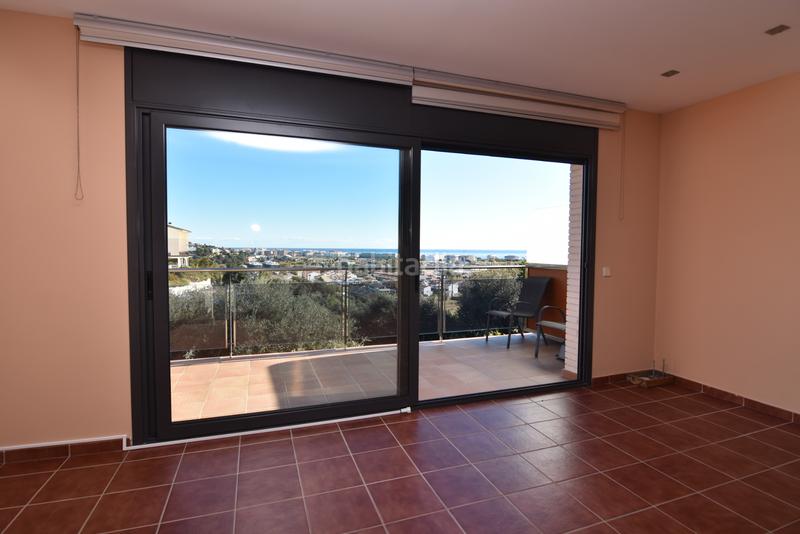 Foto 7db28366-e936-4e20-bceb-2730e5de2891. Maison jumelée dans carrer lluís sert 3 dans Santa Susanna