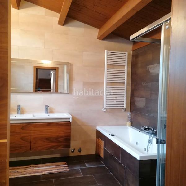 Foto 5f543586-6c60-498d-ba9c-3bbc8852bfc4. Casa con camino riscaldamento piscina in terrabrava - Tordera parc Tordera