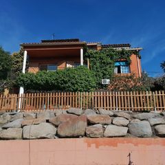 Casa  Carrer juan ram�n jim�nez. Esta magn�fica propiedad de 574 m� de parcela es el escenario id