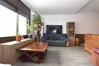 Pis a Carrer santiago rusi�ol 28. Joya reformada en el coraz�n de el masnou: luz, dise�o y solo 3