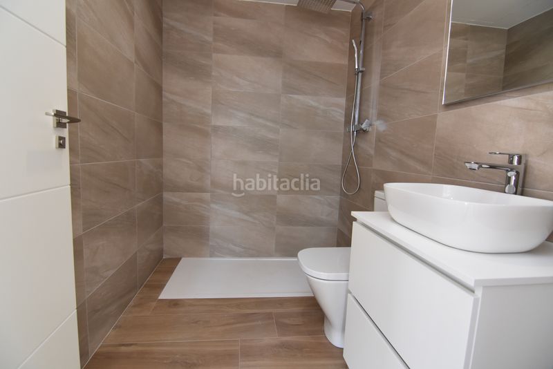 Foto bd4ea915-b16b-43db-bbd0-617201257be3. Pis amb calefacció a Centre Blanes