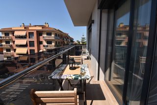 Pis a Centre. Piso de obra nueva en venta en pineda de mar con vistas al mar y