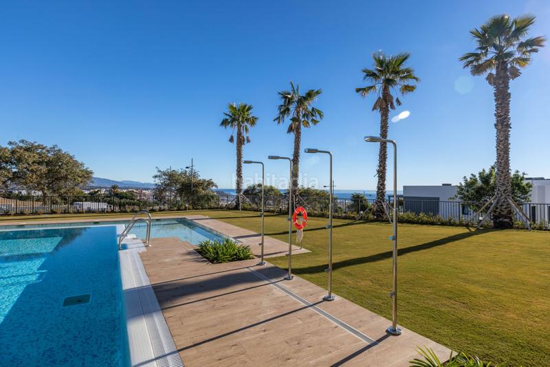 Foto 7426318b-a46c-461e-9a03-40a9278f03f5. Erdgeschoss mit parking pool in Zona Calvario Estepona