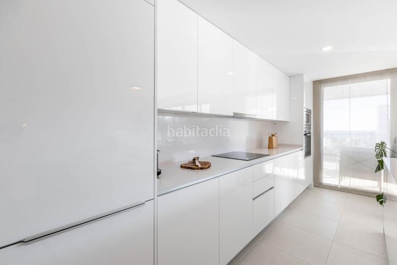 Foto f49f0d1f-45da-476c-9f87-cbe030cba8f1. Ground floor with parking pool in Zona Calvario Estepona