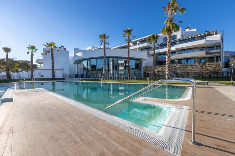 Foto 35c2e6c9-8390-4366-8bee-72f8ba3d0711. Planta baixa amb aparcament piscina a Zona Calvario Estepona