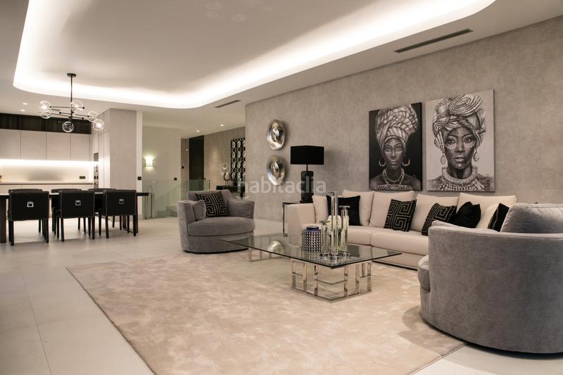 Foto 0d4fe752-0b39-4bdd-b5bc-404e4d42e1fa. Apartament amb aparcament piscina a Las Lomas de Río Verde Marbella