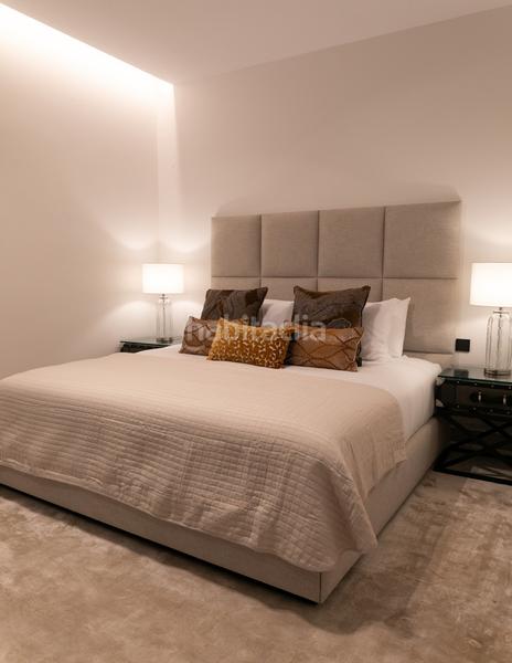 Foto 8c0546e1-608c-474b-8043-8f2261dbfb95. Apartamento en Las Lomas de Río Verde Marbella