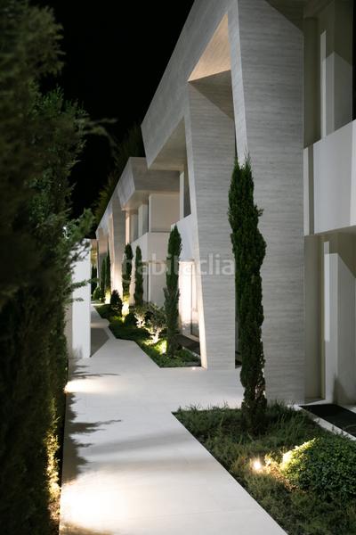 Foto 0c7933e0-8dd5-49dd-b7eb-e5bc3bca2125. Appartement avec parking piscine dans Las Lomas de Río Verde Marbella