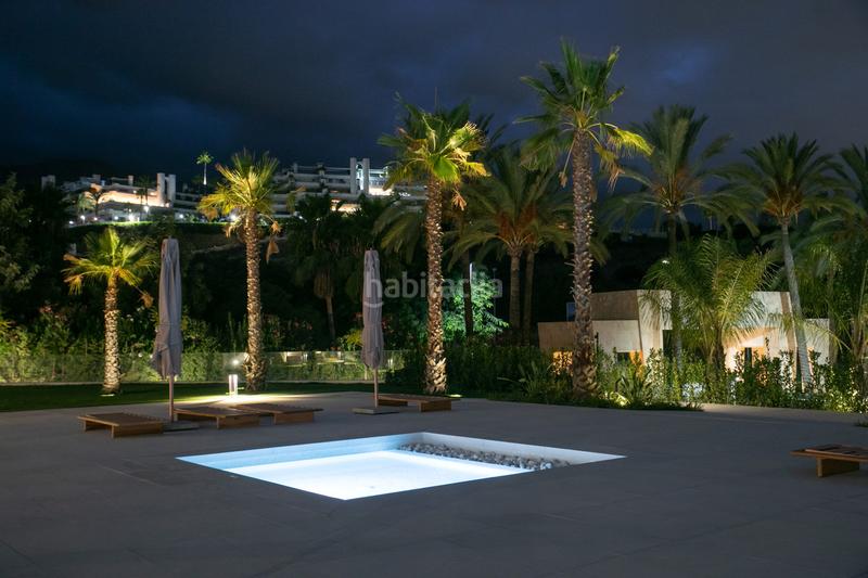 Foto b22bd845-d312-4ce4-be0a-e3748f853399. Appartement mit parking pool in Las Lomas de Río Verde Marbella