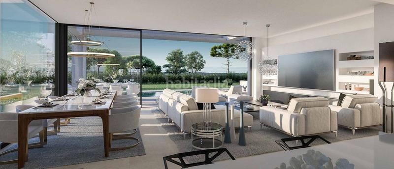 Foto 1075a241-3015-4eed-a5a3-fd0bde7241e9. Chalet with parking pool in Nueva Atalaya Estepona