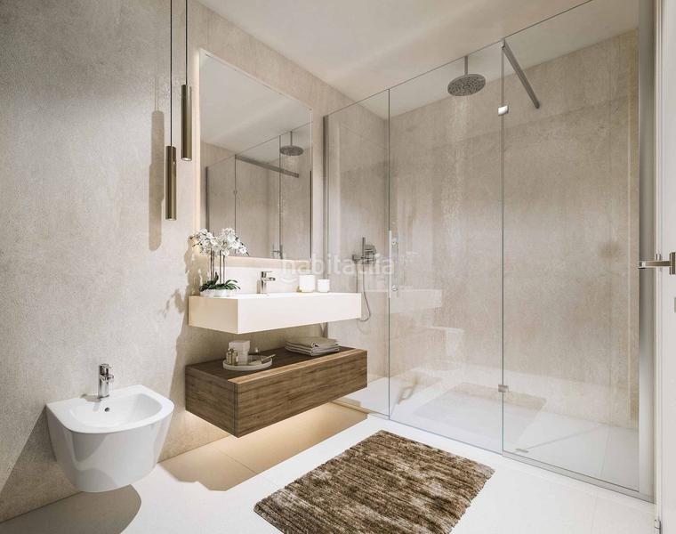 Foto 4bffeadb-5c62-41e1-a27a-97e4c20c01b0. Chalet avec parking piscine dans Nueva Atalaya Estepona