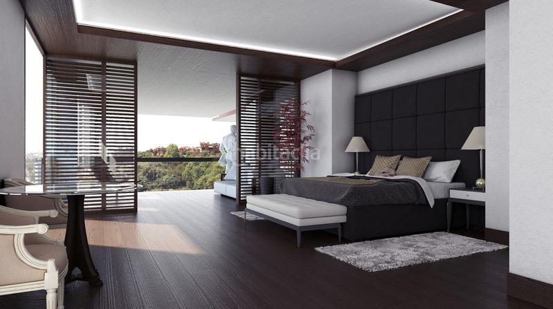 Foto 0c224040-1e74-45bd-99f3-6886938024f4. Chalet mit parking pool in La Dama de Noche - La Alzambra Marbella