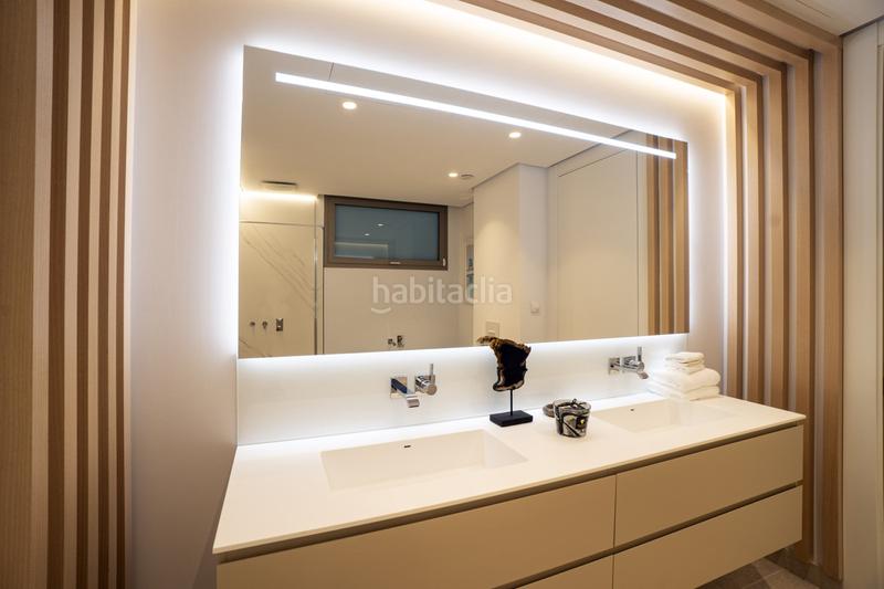 Foto 301c4284-9593-4485-8e06-ec9e9ee9bc87. Penthouse with parking pool in Nueva Atalaya Estepona