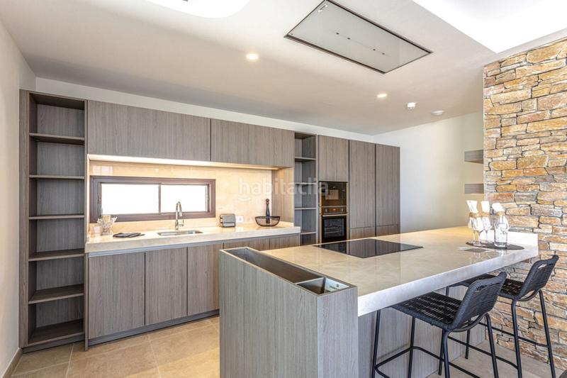 Foto c278bf16-8042-4adc-b6df-84dc44b91cdb. Chalet with pool in Nueva Atalaya Estepona