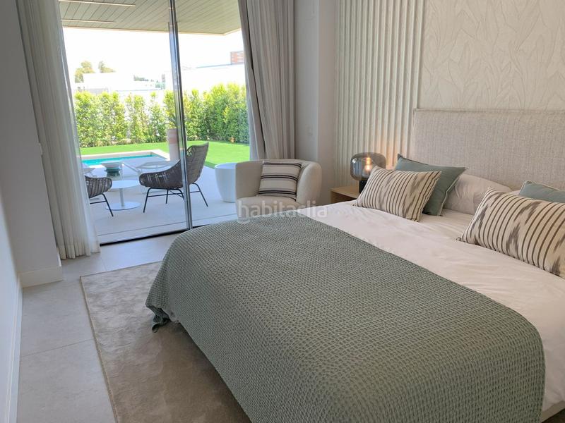 Foto 27f5558a-2f6d-481f-b2f4-1d223161260e. Erdgeschoss mit parking pool in El Rosario - Ricmar Marbella