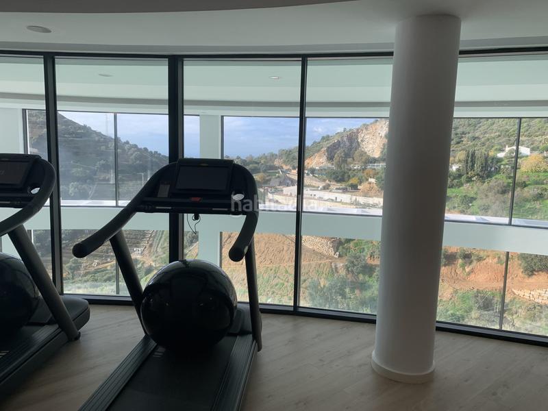 Foto bec28f6c-fede-4eee-97e8-f6ad7e3916e8. Penthouse with parking pool in Torrecilla - La Cañada Marbella