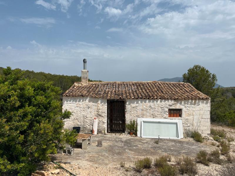 Foto 7b378524-4749-4416-b1c9-3cbe402bfb97. Chalet dans Partida Comunes-Adsubia Xàbia