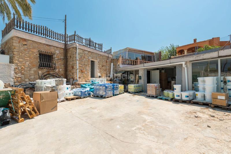 Foto a7acd788-1b7d-43df-bf2a-23d7b219c012. Locale commerciale in La Granadella - Costa Nova Xàbia