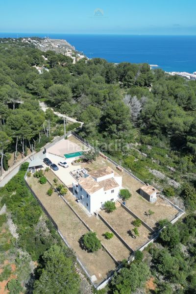 Foto 3b9a6de9-9e29-4c06-b19e-a856a0fd6ec0. Xalet amb calefacció aparcament piscina a Puerto Xàbia