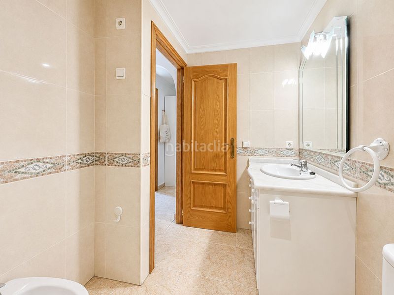 Foto e4bc7832-3ae7-49be-849e-663c6c62c527. Casa adossada amb calefacció aparcament piscina a Xàbia