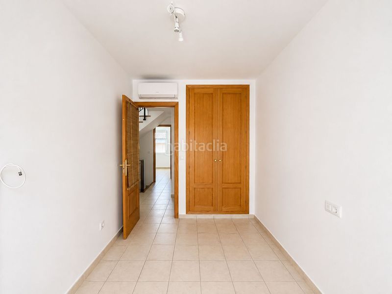 Foto 4d585e44-e804-48df-a3d7-e5fa85f444ab. Casa adossada amb aparcament piscina a Centro Ciudad Xàbia