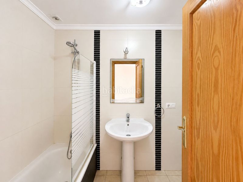 Foto fc0b485b-4eef-40fe-bd9a-4fff07b2d659. Casa adossada amb aparcament piscina a Centro Ciudad Xàbia