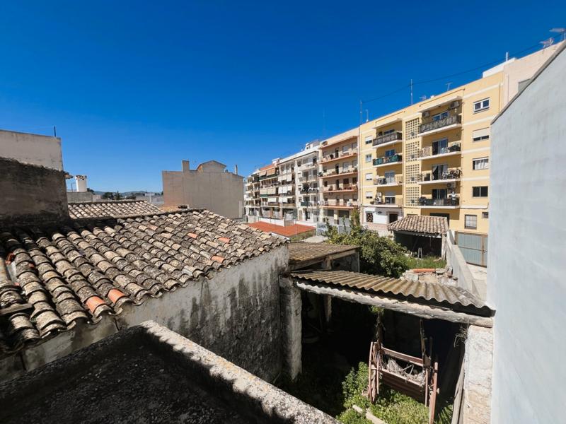 Foto 21aed3cb-8479-4409-b8e9-2d6fec025eda. Masia amb aparcament a Centro Ciudad Xàbia