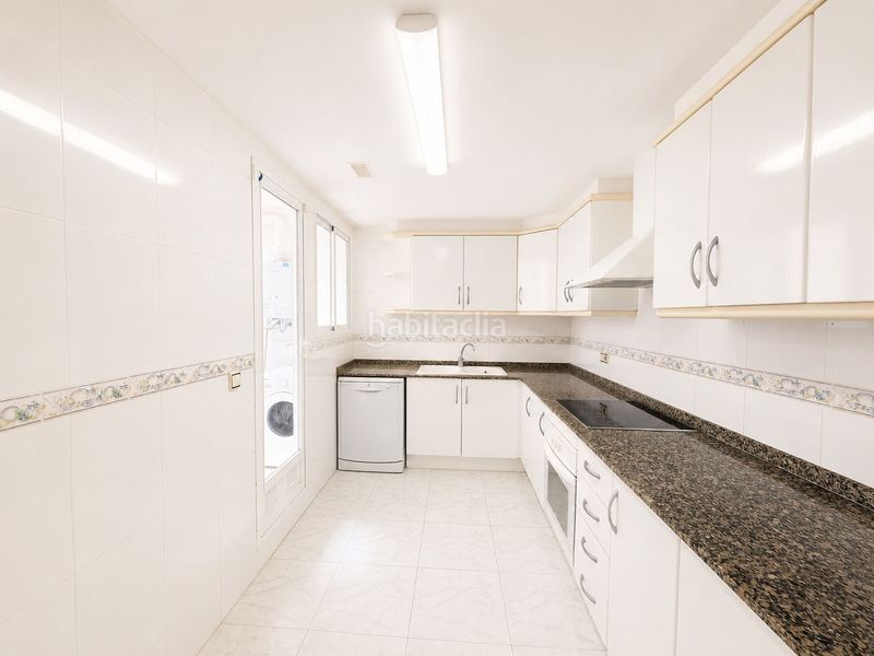 Foto e033ae56-323f-4abd-8047-908ae7249e10. Apartament amb calefacció aparcament a Puerto Xàbia