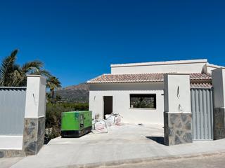 Chalet in Partida Comunes-Adsubia