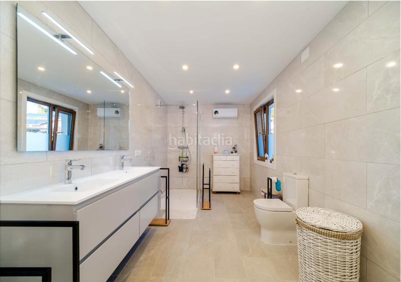 Foto 4c79d950-b59b-4fe7-88db-09466c83586e. Chalet en La Granadella - Costa Nova Xàbia