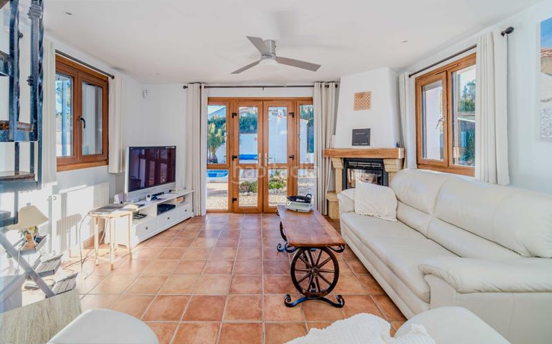 Foto f00c6061-e30e-4ab4-b777-9c37de67b15b. Chalet con riscaldamento parcheggio piscina in La Granadella - Costa Nova Xàbia